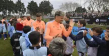 El Sueño Celeste desembarcó en Pando: 600 niños y niñas jugaron con la selección uruguaya  