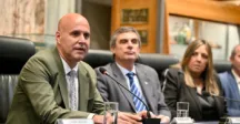 Intendente Legnani y autoridades del BROU 