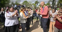 Intendente con mujeres rural 