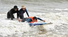  Se inauguró el programa Surfing canario con jóvenes con distintas discapacidades